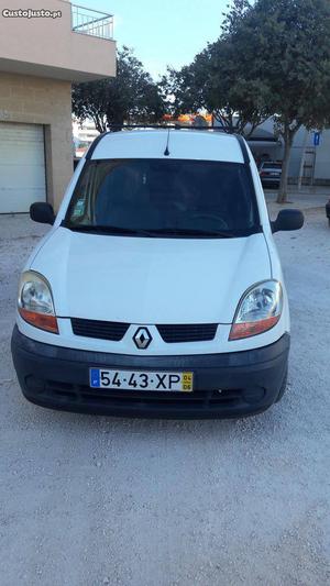 Renault Kangoo D Junho/04 - à venda - Comerciais / Van,