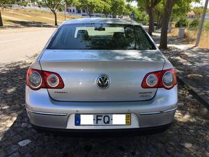 VW Passat 1.9 TDI BLUEMOTION Abril/08 - à venda - Ligeiros
