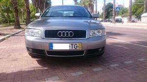 Audi A4 1.6 Fevereiro/02 - à venda - Ligeiros Passageiros,