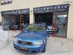 Audi A4 Avant TDI 130 CV Fevereiro/02 - à venda - Ligeiros