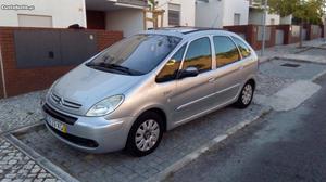 Citroën Picasso 1.6 HDI 110CV Junho/04 - à venda -