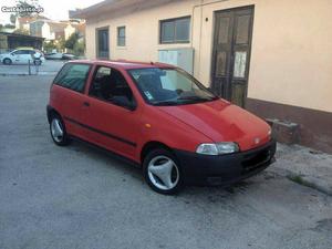 Fiat Punto 1.7 td van Outubro/96 - à venda - Comerciais /