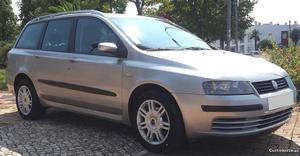 Fiat Stilo 1.9 JTD SW Dynamique Dezembro/03 - à venda -