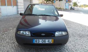 Ford Fiesta 1.8 D Comercial Agosto/97 - à venda - Ligeiros