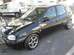 Opel Corsa 1.4 sport Julho/97 - à venda - Ligeiros