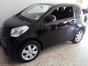 Toyota iQ diesel de 6 vel. Julho/09 - à venda - Ligeiros