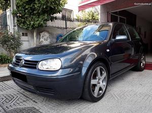 VW Golf 1.9 TDI 110cv Junho/02 - à venda - Ligeiros