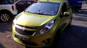 Chevrolet Spark 1.0 5 portas Março/10 - à venda - Ligeiros