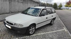 Opel Astra Setembro/95 - à venda - Ligeiros Passageiros,