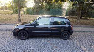 Renault Clio 1.2 Bom estado Março/02 - à venda - Ligeiros