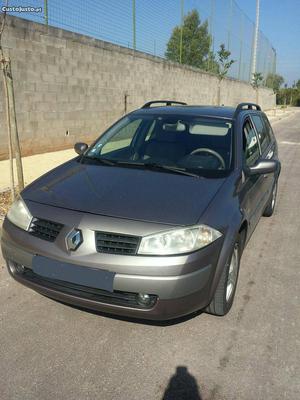 Renault Mégane 1.5 dci Agosto/04 - à venda - Ligeiros