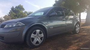 Renault Mégane 1.5DCI C/AC Janeiro/03 - à venda - Ligeiros