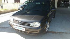 VW Golf 1.9 TDI Março/02 - à venda - Ligeiros Passageiros,