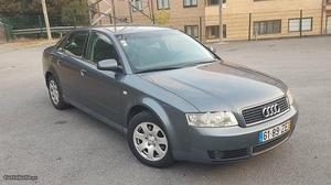 Audi A4 1.9 TDi 130 cv Janeiro/01 - à venda - Ligeiros