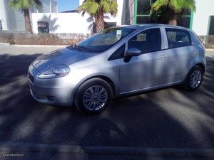 Fiat Punto 1.2 com 7 mil km Março/10 - à venda - Ligeiros