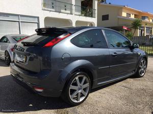 Ford Focus 1.6 Tdci Sport Setembro/07 - à venda - Ligeiros