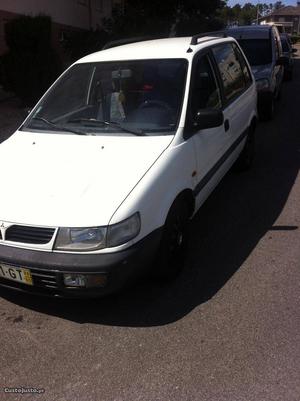 Mitsubishi Space Runner 2.0 comercial Julho/96 - à venda -