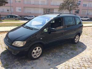 Opel Zafira confor Março/02 - à venda - Ligeiros