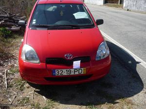 Toyota Yaris 1.0 Março/00 - à venda - Ligeiros