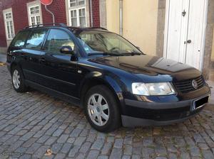 VW Passat 1.9 TDi Junho/98 - à venda - Ligeiros