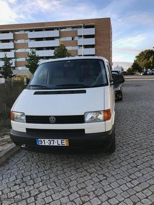 VW Transporter  TD Maio/98 - à venda - Ligeiros