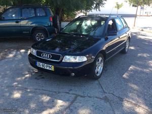 Audi A4 1.9 TDI 115cv Abril/00 - à venda - Ligeiros