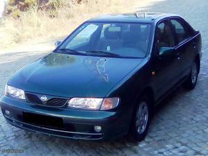 Nissan Almera 1.4 S c/ D/A e A/C Junho/98 - à venda -