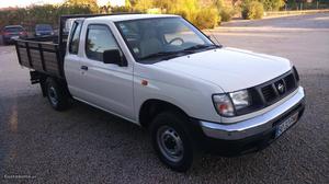 Nissan Pick Up 2.5D king cab(4lug) Abril/00 - à venda -