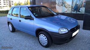 Opel Corsa 1.5td 5portas isuzu Novembro/95 - à venda -