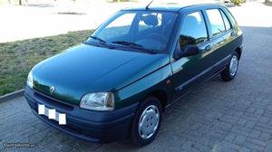 Renault Clio 1.2 CHIPIE Março/97 - à venda - Ligeiros