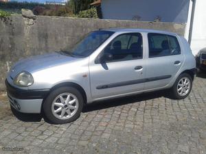 Renault Clio rt  gasolina Janeiro/99 - à venda -