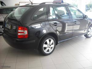 Skoda Fabia HTP Setembro/05 - à venda - Ligeiros