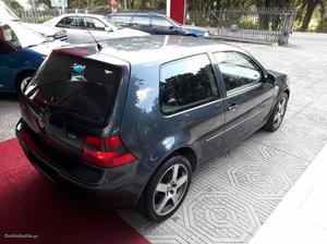 VW Golf 1.9 TDI Nacional Maio/02 - à venda - Ligeiros