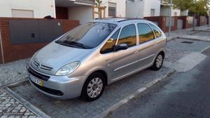 Citroën Picasso 1.6 HDI 110CV Junho/04 - à venda -