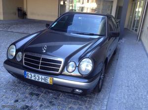 Mercedes-Benz E 220 W210 diesel Agosto/96 - à venda -