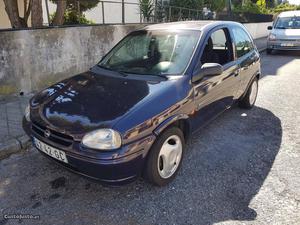 Opel Corsa v sport Dezembro/96 - à venda - Ligeiros