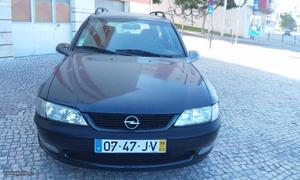 Opel Vectra 2.0 DTI. SW Março/98 - à venda - Ligeiros