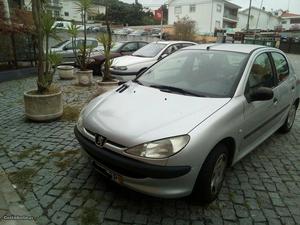 Peugeot cv Fevereiro/02 - à venda - Ligeiros