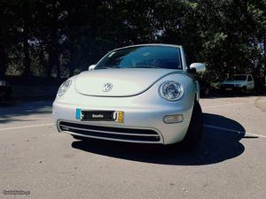 VW New Beetle 1.4 Abril/05 - à venda - Ligeiros