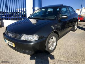 Audi A3 1.6 Sport AC TA Dezembro/98 - à venda - Ligeiros