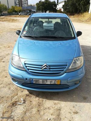 Citroën C3 1.1 Janeiro/04 - à venda - Ligeiros