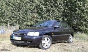 Ford Escort 1.3i EFi 99 A/C Dezembro/99 - à venda -