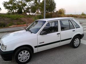 Opel Corsa 1.5 D Económico Junho/92 - à venda - Ligeiros