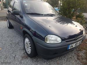 Opel Corsa 1.7 D IZUZU Dezembro/97 - à venda - Comerciais /