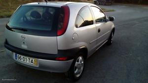 Opel Corsa C 1.2 de  Fevereiro/02 - à venda - Ligeiros