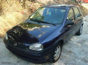 Opel Corsa Swing Dezembro/97 - à venda - Ligeiros