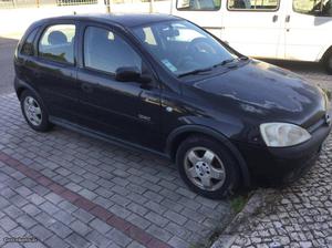 Opel Corsa  cl Abril/01 - à venda - Ligeiros