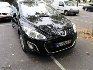 Peugeot 308 Executive Dezembro/11 - à venda - Ligeiros