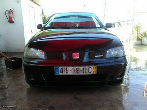 Seat Ibiza TDi Sport 110CV Janeiro/01 - à venda -