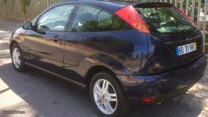 Ford Focus Um dono Julho/99 - à venda - Ligeiros